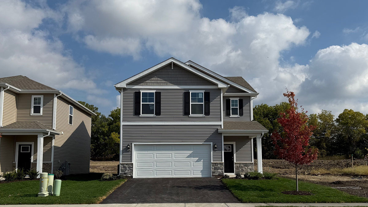 2401 Semillon Street Oswego, IL 60543 - Photo 1 of 45