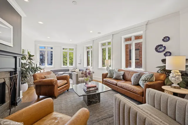 $725,000 | 2720 North Lehmann Court, Unit 4, Chicago, IL 60614