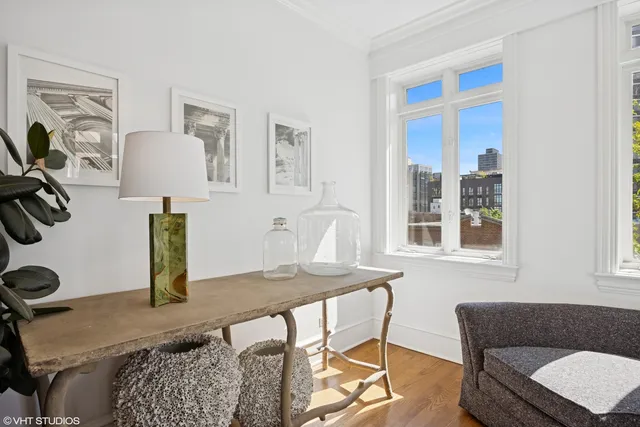 $725,000 | 2720 North Lehmann Court, Unit 4, Chicago, IL 60614