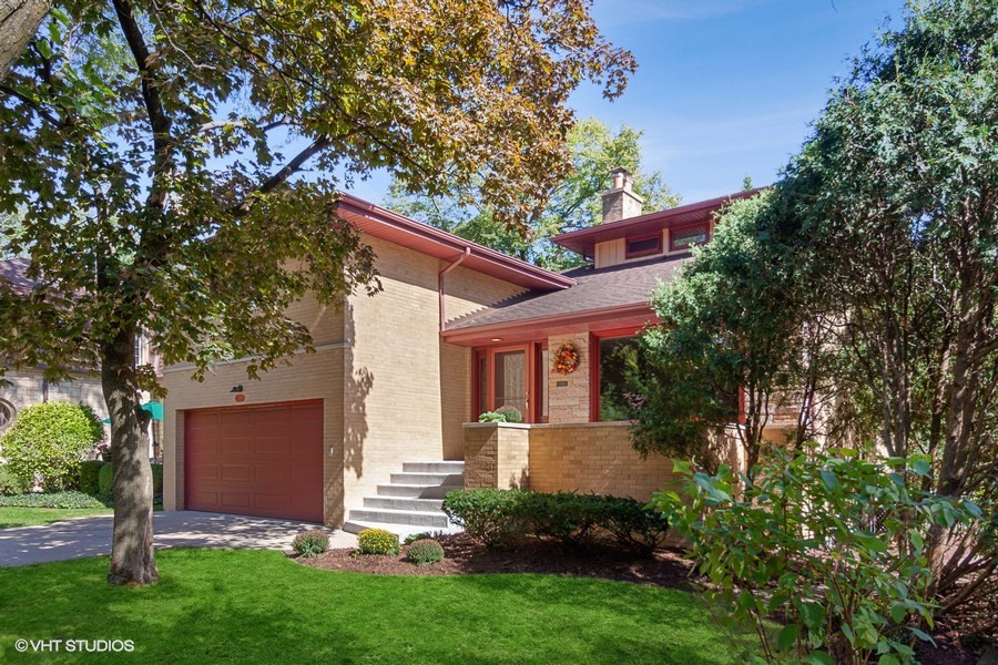 399 Audubon Road Riverside, IL 60546 - Photo 31 of 31 a front view of house with a garden