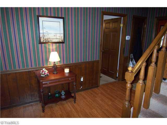 118 Teague Road Winston-Salem, NC 27107 - Photo 3 of 16 Entry.