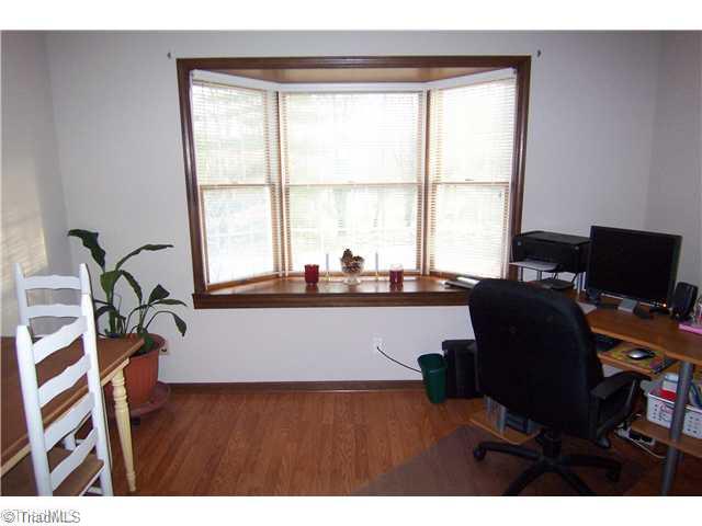118 Teague Road Winston-Salem, NC 27107 - Photo 6 of 16 Dining Room.