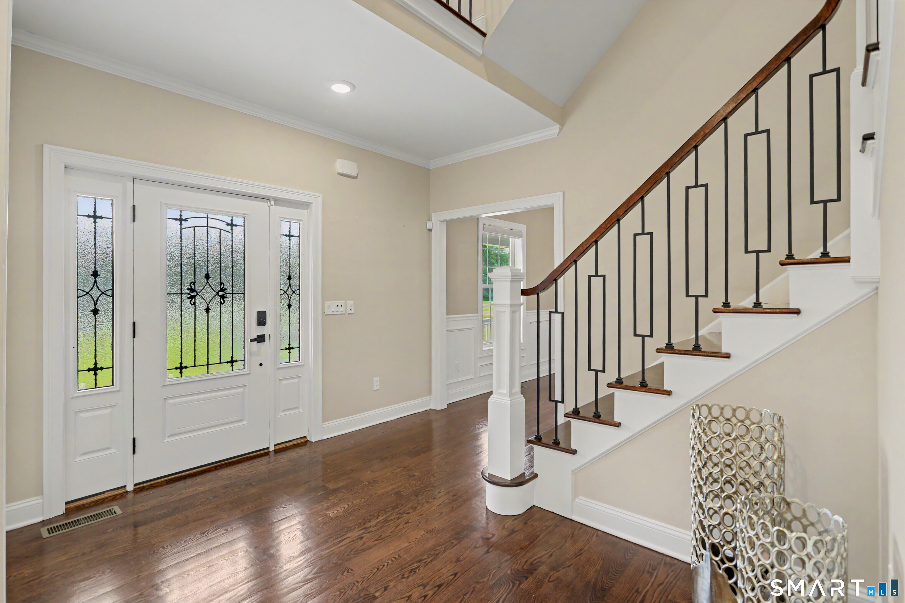 73 Candlewood Road Orange, CT 06477 - Photo 5 of 39