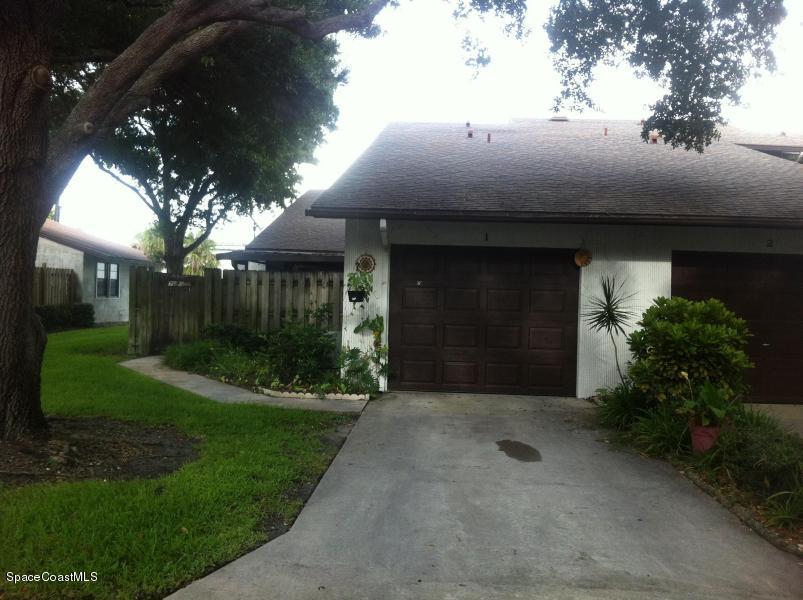 2060 Colonial Road, Unit 1 Fort Pierce, FL 34950 - Photo 1 of 5 RH1