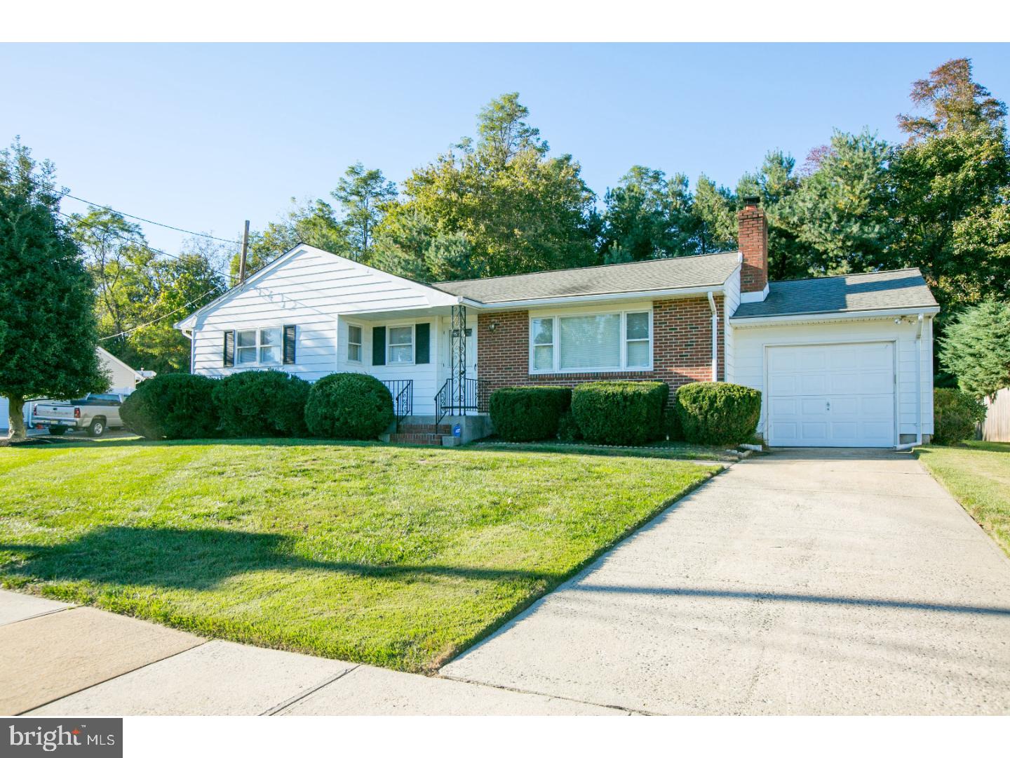 33 Maitland Road Hamilton, NJ 08620 - Photo 1 of 24 Gallery Image 1