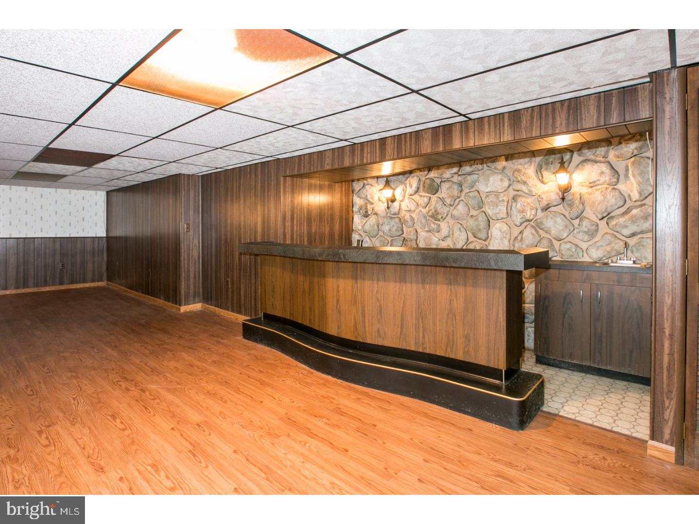 33 Maitland Road Hamilton, NJ 08620 - Photo 18 of 24 Gallery Image 18