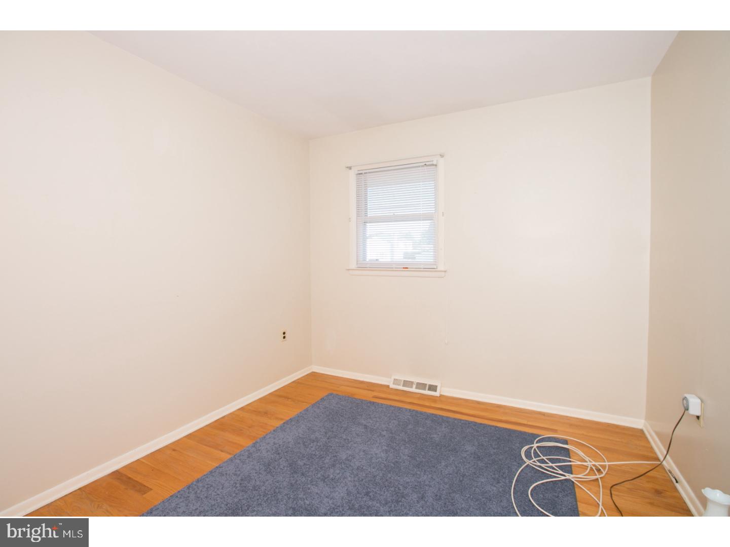 33 Maitland Road Hamilton, NJ 08620 - Photo 8 of 24 Gallery Image 8