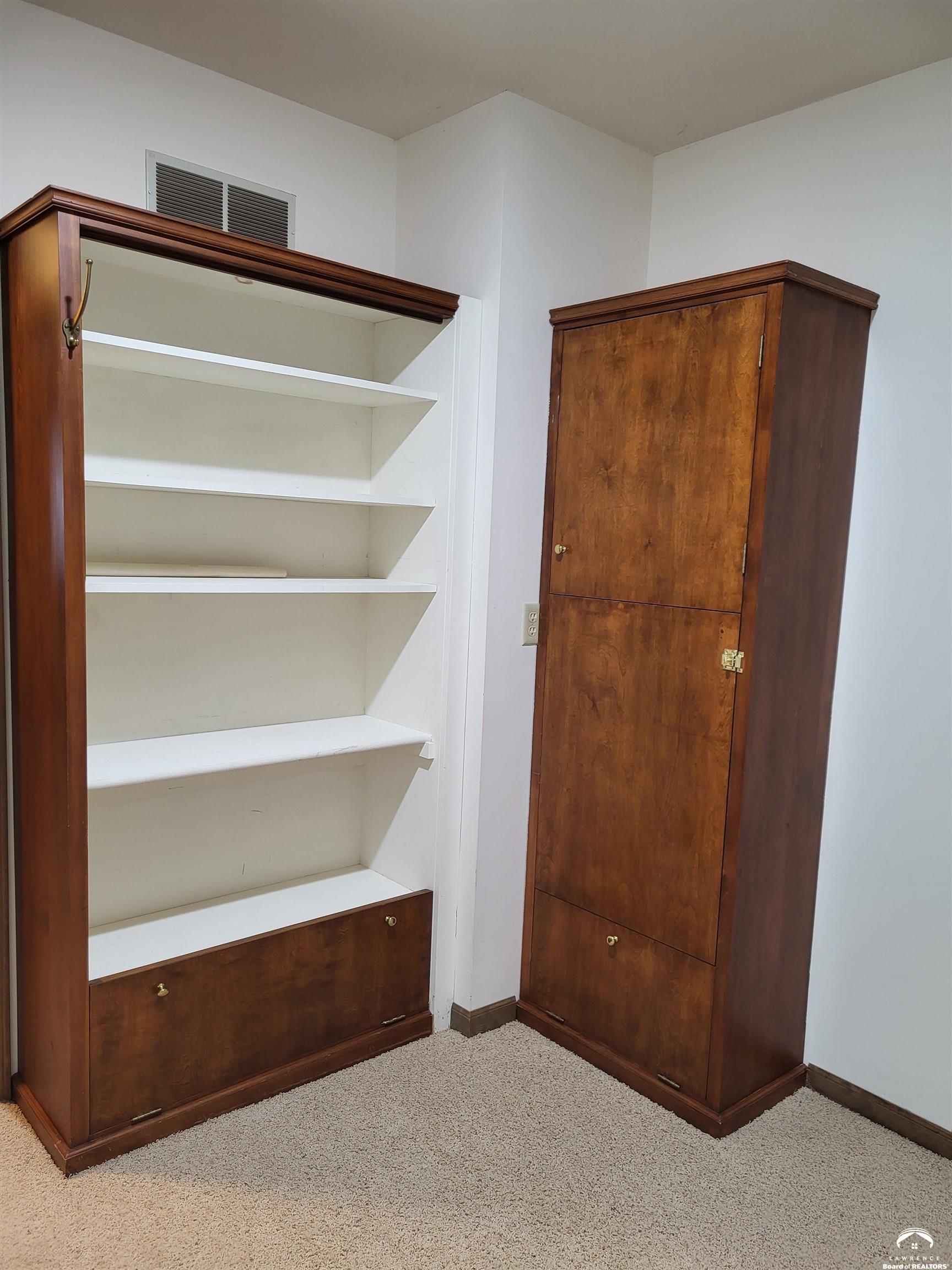 2728 Chipperfield Road Lawrence, KS 66047 - Photo 19 of 30