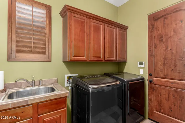 $925,000 | 2335 East Allen Street, Phoenix, AZ 85042