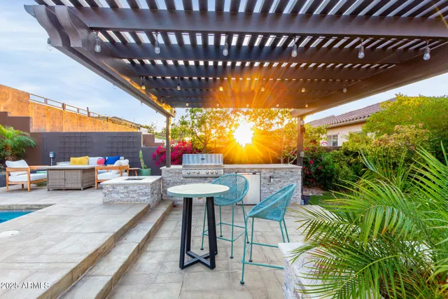 $925,000 | 2335 East Allen Street, Phoenix, AZ 85042