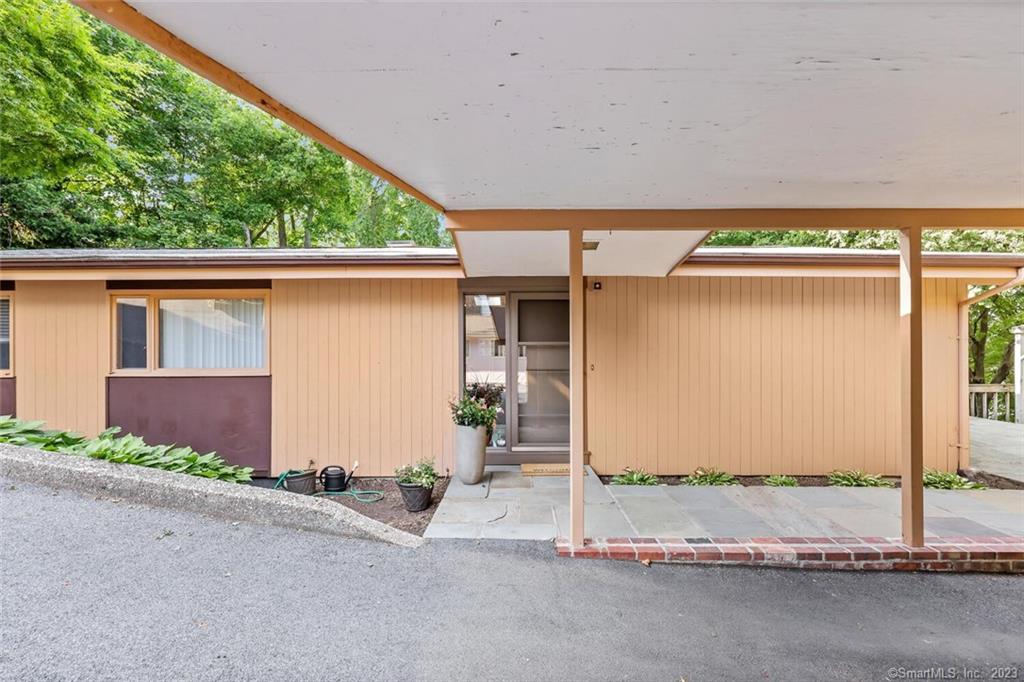 117 Pilgrim Drive, Greenwich, CT 06831 Compass