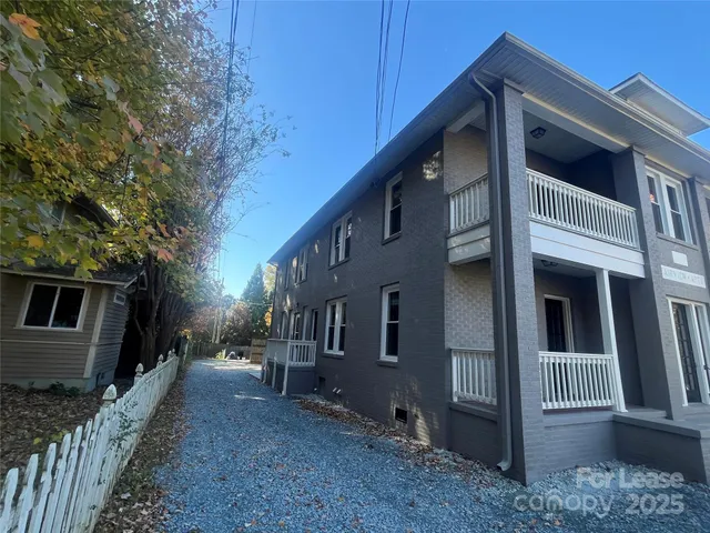 $1,895 | 1512 Sunnyside Avenue, Unit 2, Charlotte, NC 28204