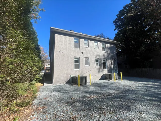 $1,895 | 1512 Sunnyside Avenue, Unit 2, Charlotte, NC 28204