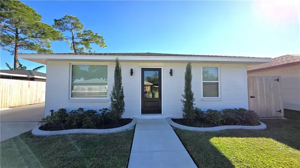 $241,900 | 2513 Taffy Drive, Marrero, LA 70072
