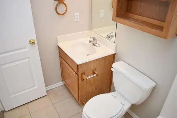 $350,000 | 752 Stribling Circle, Azle, TX 76020