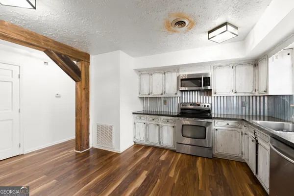 $310,000 | 856 Colwell Road, Jackson, GA 30233