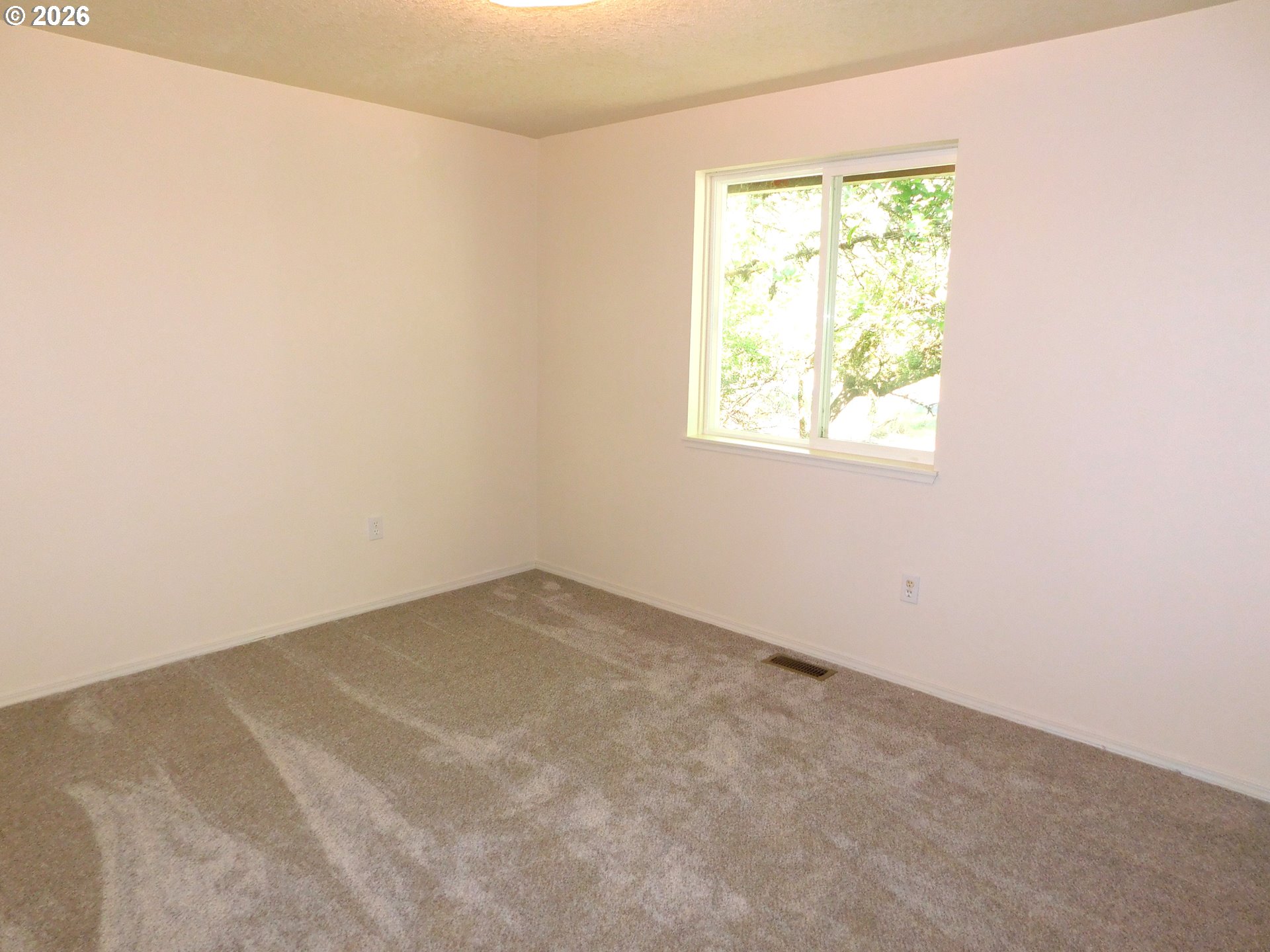 255 D Street Vernonia, OR 97064 - Photo 27 of 39 Bedroom