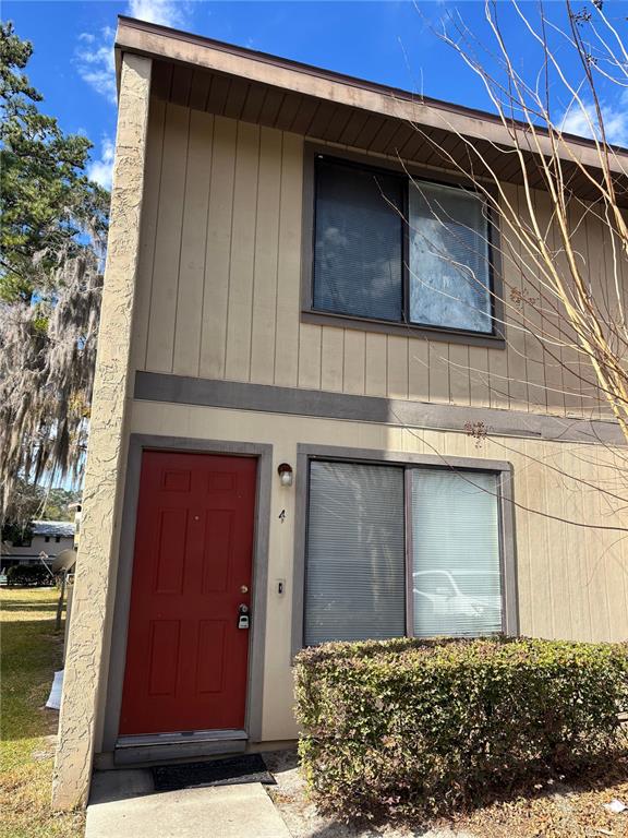 2300 Southwest 43rd Street, Unit O4 Gainesville, FL 32607 - Photo 1 of 12