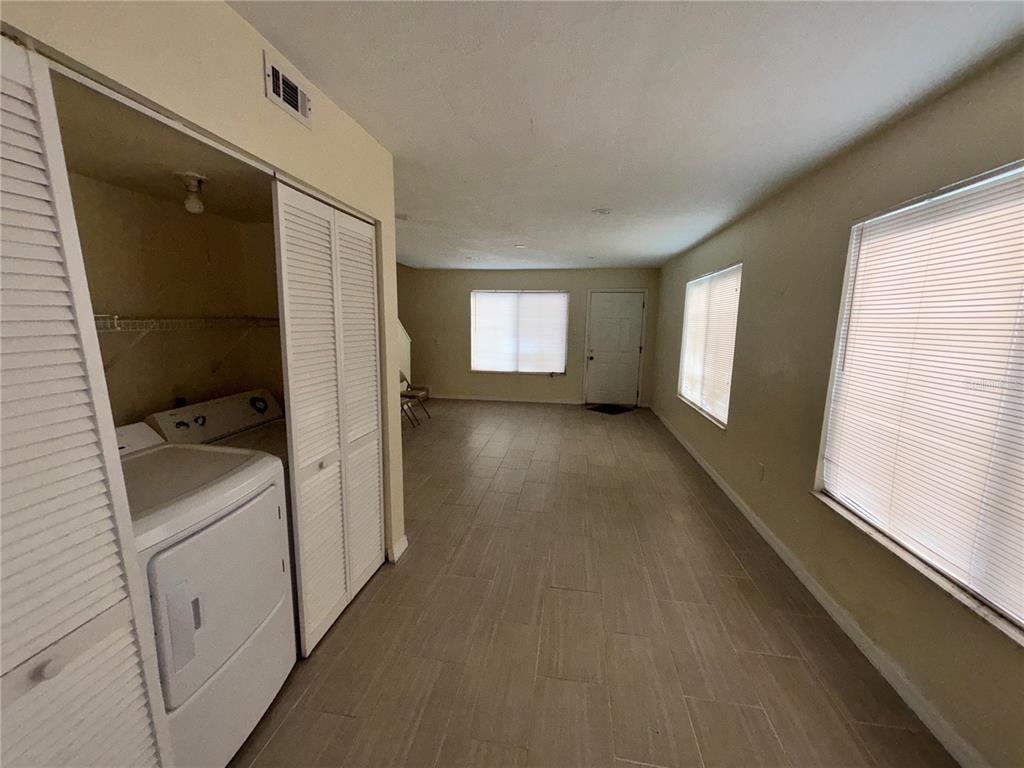 2300 Southwest 43rd Street, Unit O4 Gainesville, FL 32607 - Photo 5 of 12