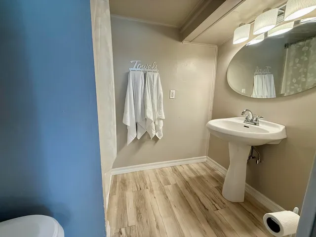 a view of a storage & utility room