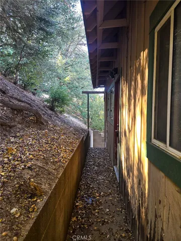 $254,900 | 629 Chateau Drive, Crestline, CA 92325