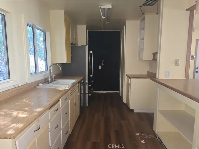 $254,900 | 629 Chateau Drive, Crestline, CA 92325