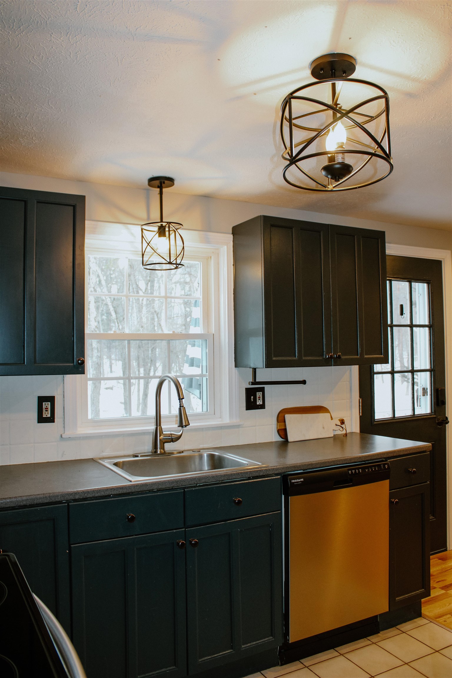 37 Warner Hill Road, Unit B Derry, NH 03038 - Photo 8 of 22 Gallery Image 8