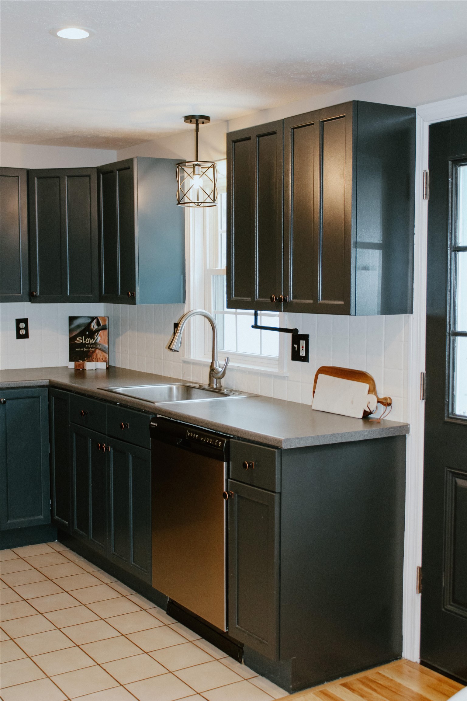 37 Warner Hill Road, Unit B Derry, NH 03038 - Photo 9 of 22 Gallery Image 9