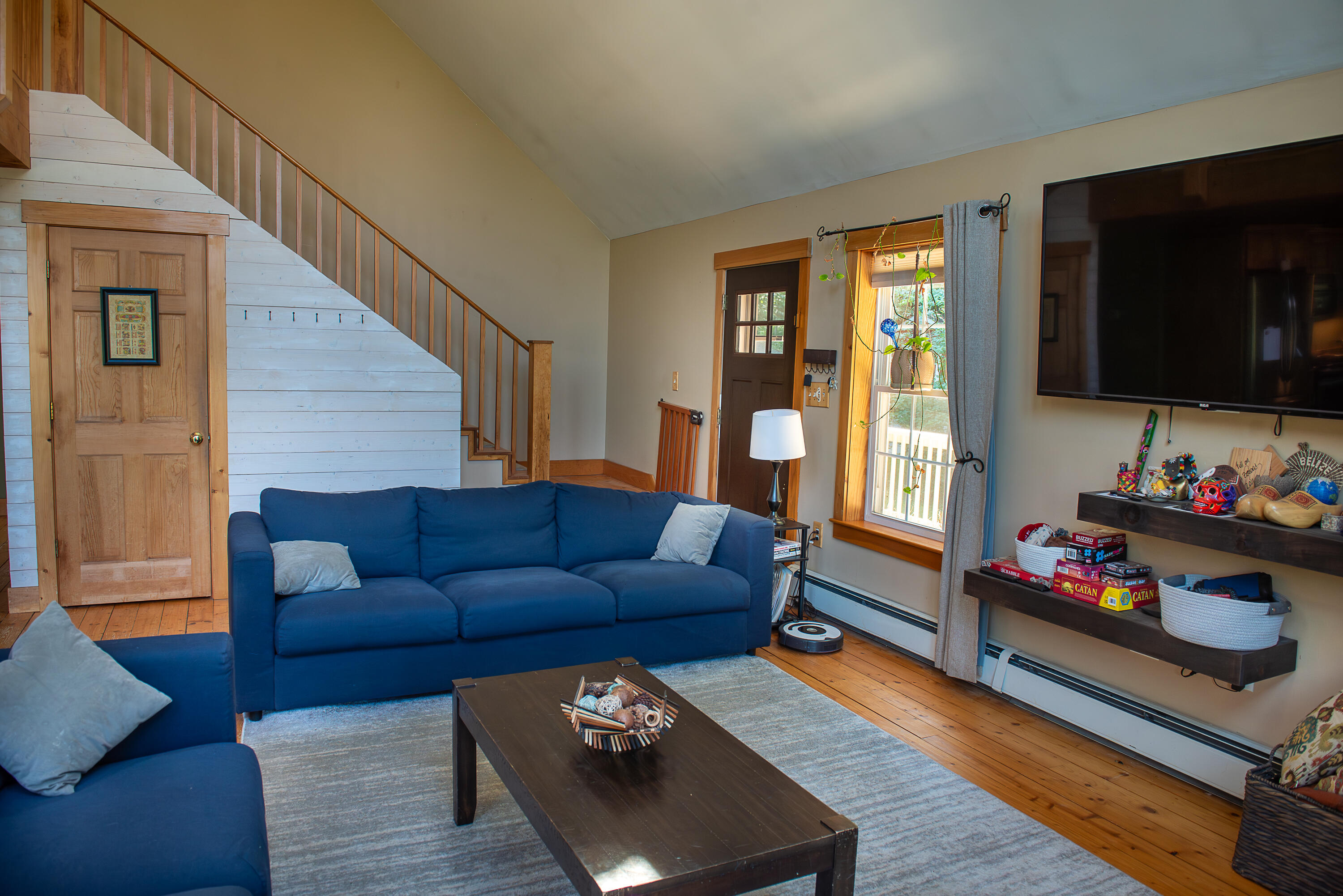 1084 W Road Bowdoin, ME 04287 - Photo 8 of 45 Living Room