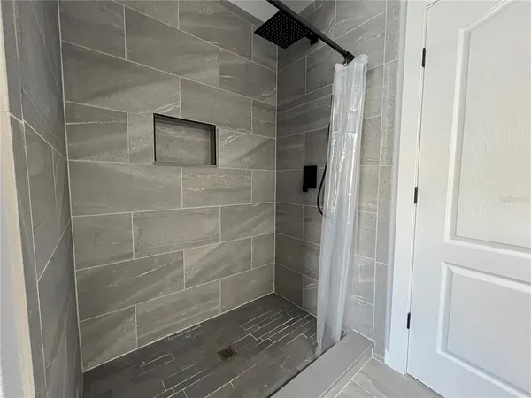 $2,299 | 6682 South Goldenrod Road, Unit 137B, Orlando, FL 32822