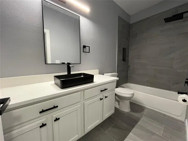 $2,299 | 6682 South Goldenrod Road, Unit 137B, Orlando, FL 32822