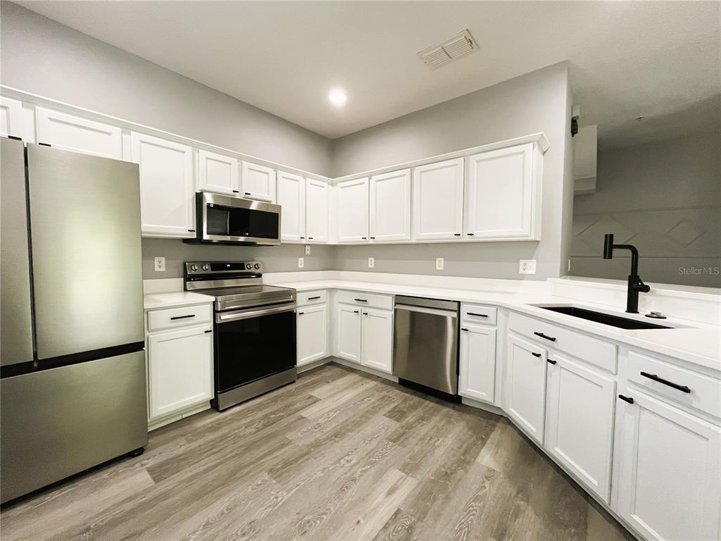6682 South Goldenrod Road, Unit 137B Orlando, FL 32822 - Photo 9 of 20
