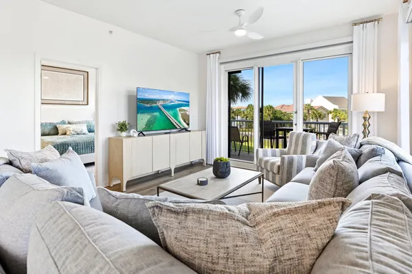 $569,000 | 970 Highway 98, Unit 101, Destin, FL 32541