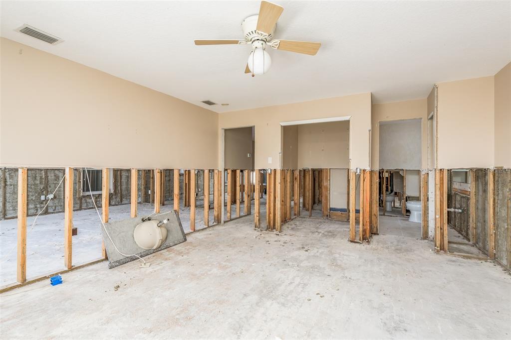 3954 Marine Parkway New Port Richey, FL 34652 - Photo 17 of 40