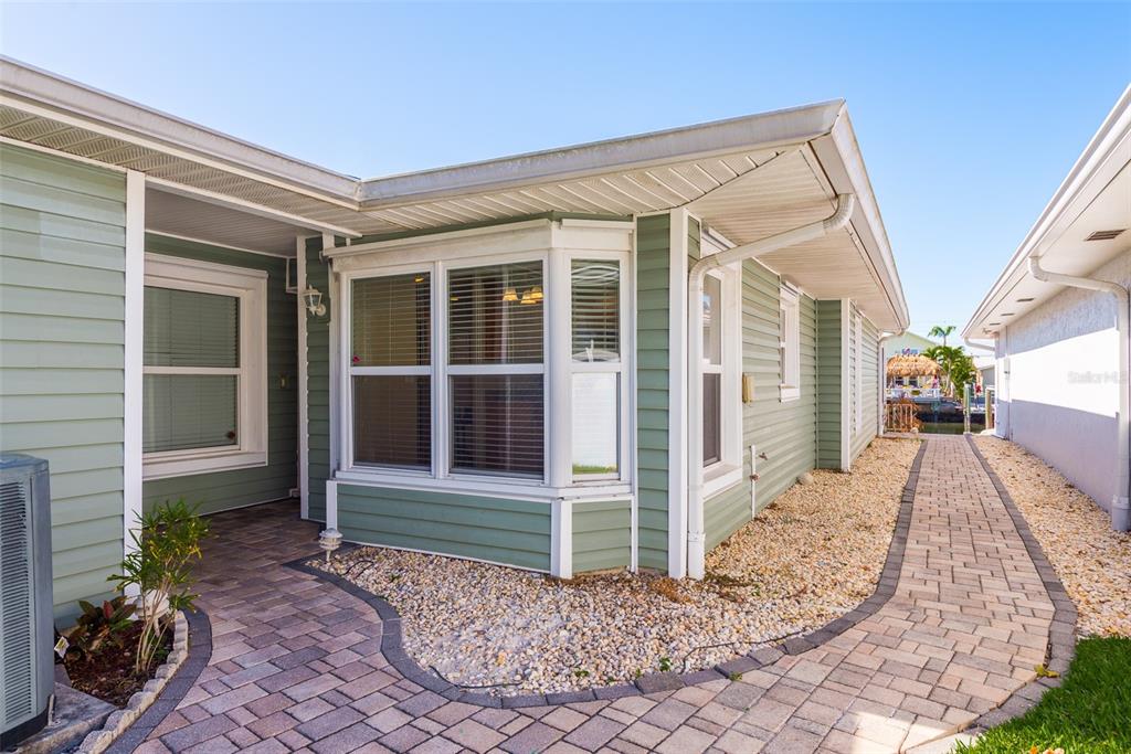 3954 Marine Parkway New Port Richey, FL 34652 - Photo 6 of 40