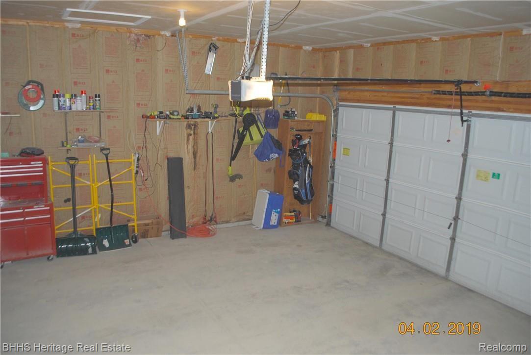 3272 Hogback Road Fowlerville, MI 48836 - Photo 32 of 34 Garage interior