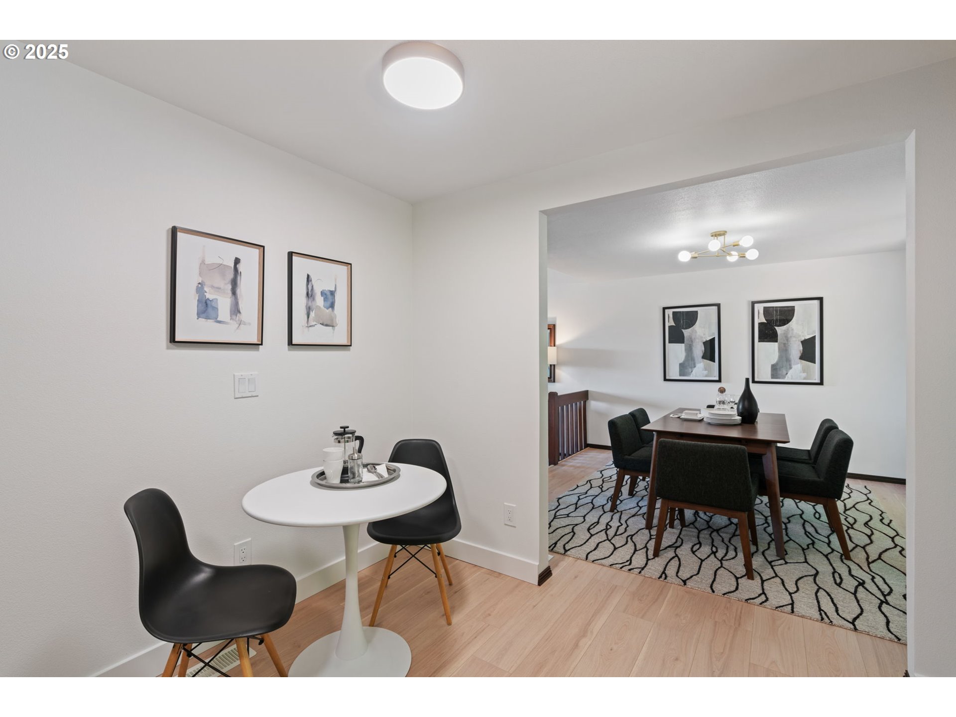 2845 Southwest Raleighview Drive Portland, OR 97225 - Photo 12 of 48 Gallery Image 12