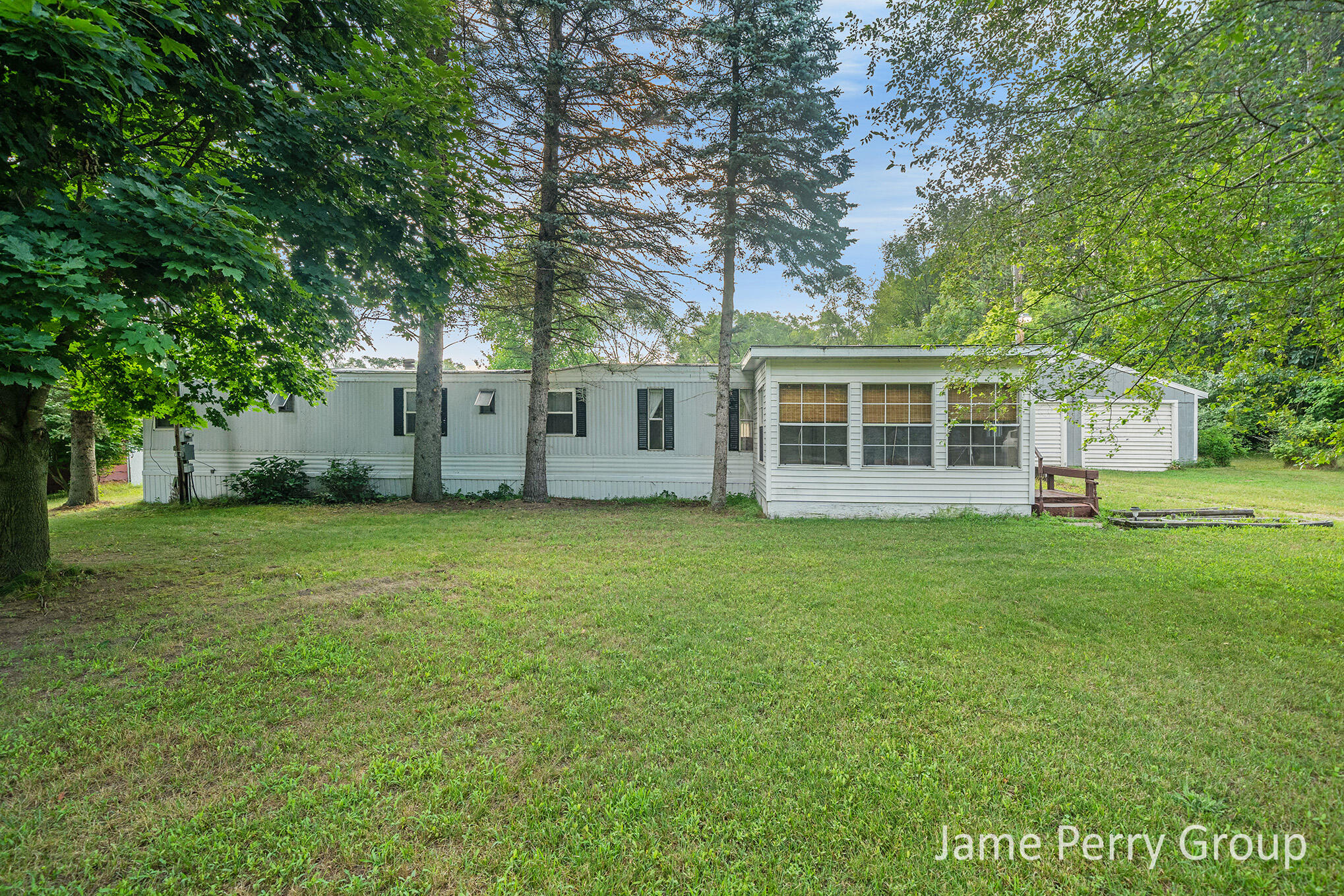 3045 South Staines Road Sheridan, MI 48884 - Photo 1 of 15 220720_NDP-09877
