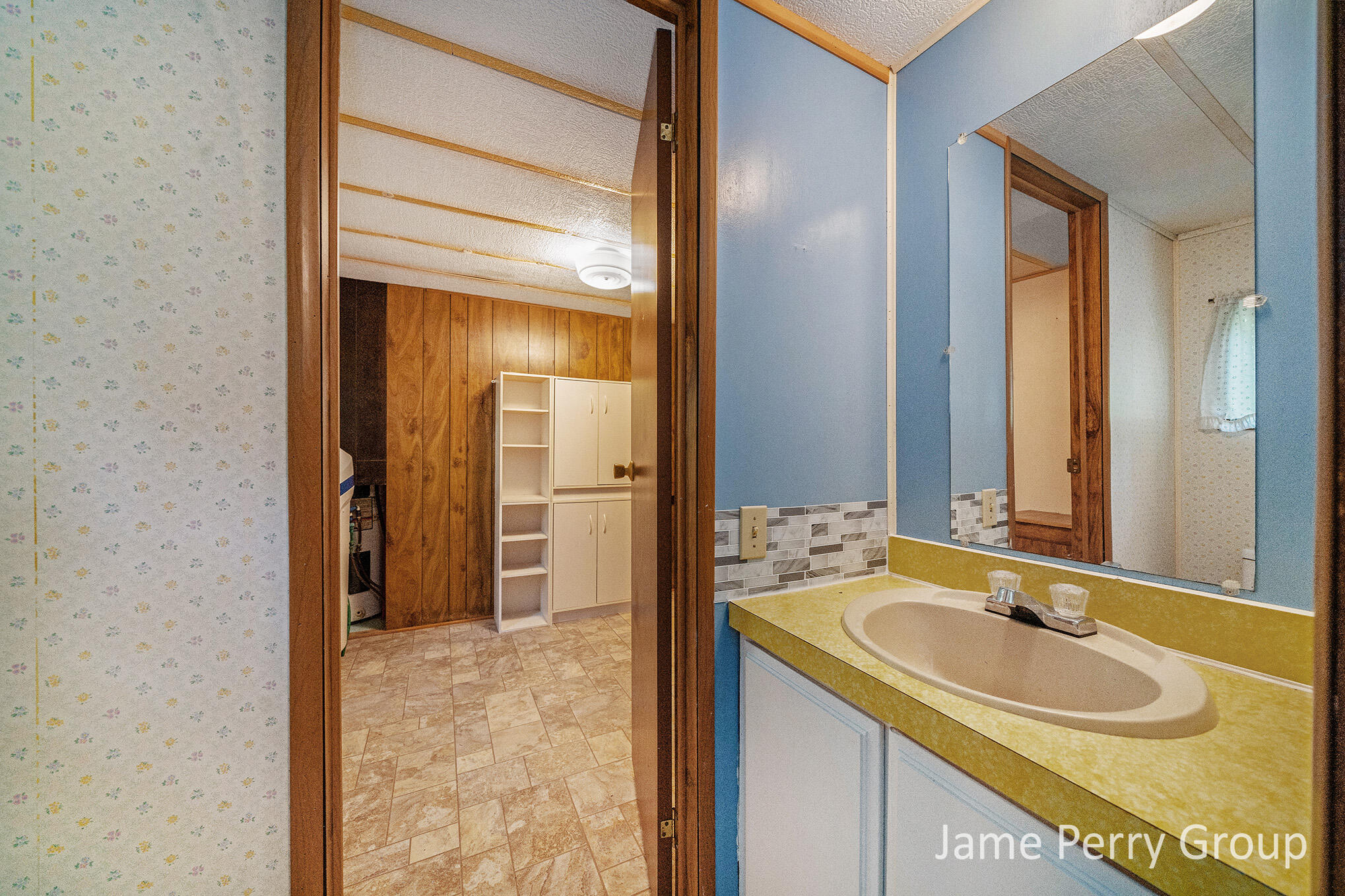3045 South Staines Road Sheridan, MI 48884 - Photo 11 of 15 220720_NDP-09861