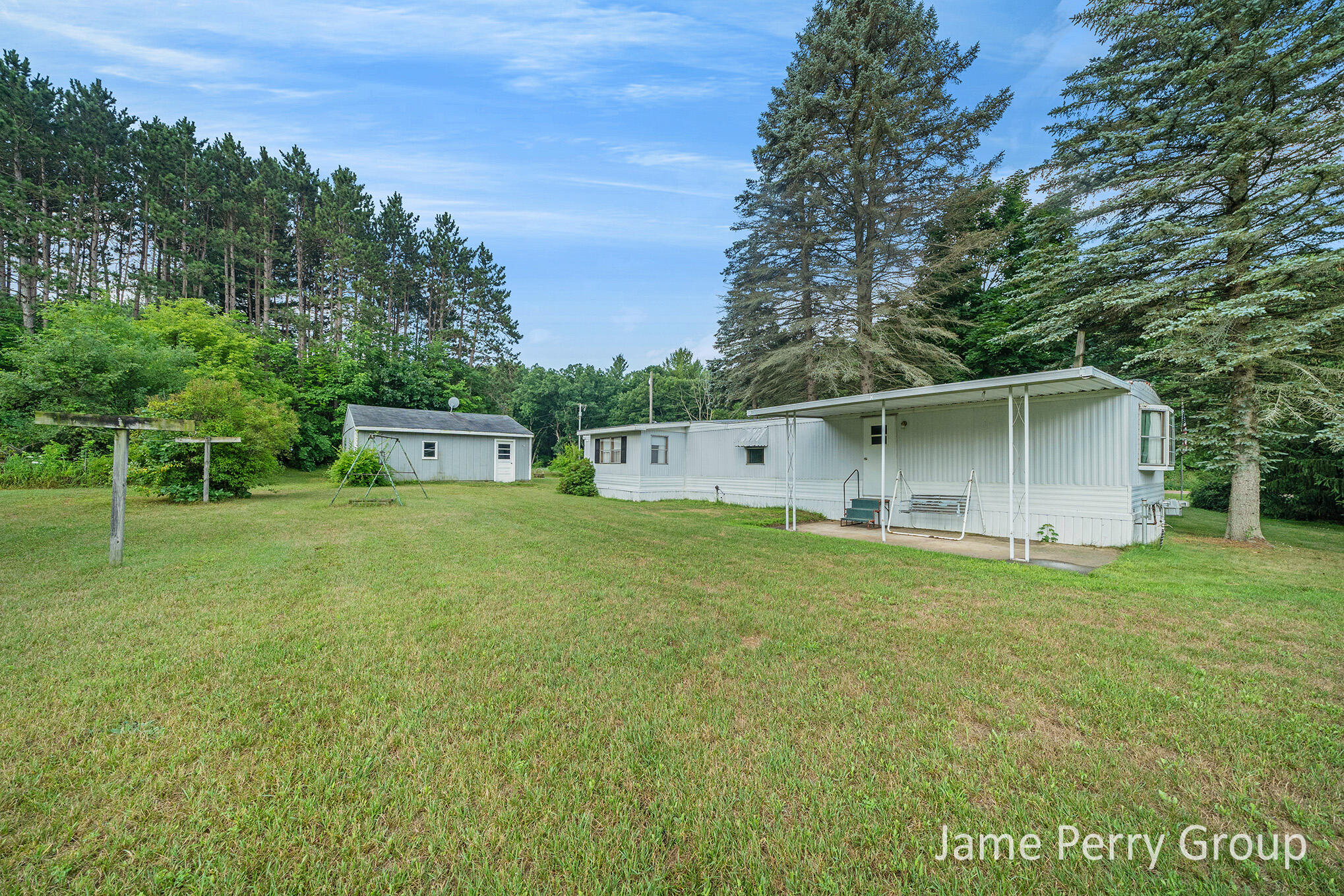 3045 South Staines Road Sheridan, MI 48884 - Photo 14 of 15 220720_NDP-09880