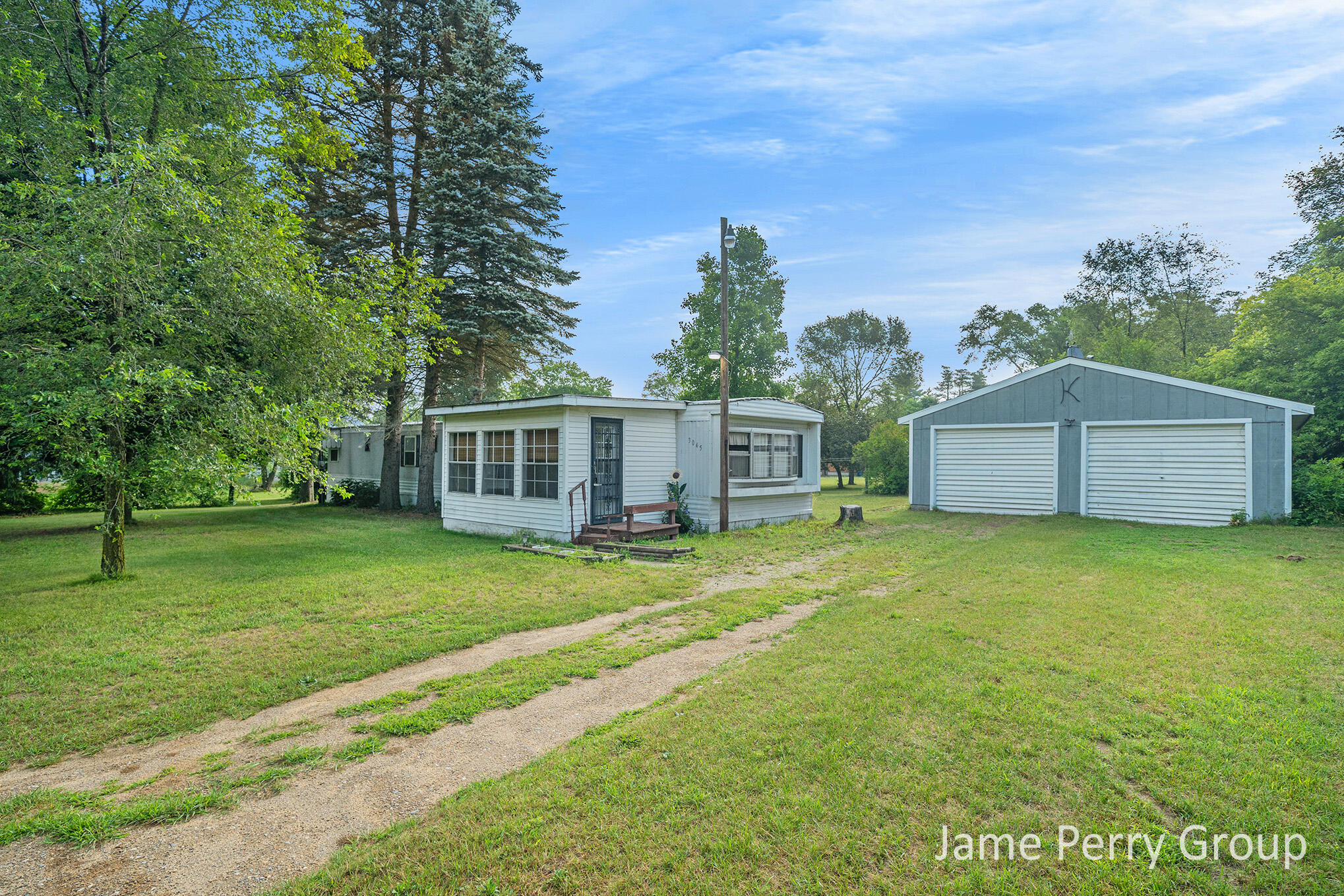 3045 South Staines Road Sheridan, MI 48884 - Photo 2 of 15 220720_NDP-09874