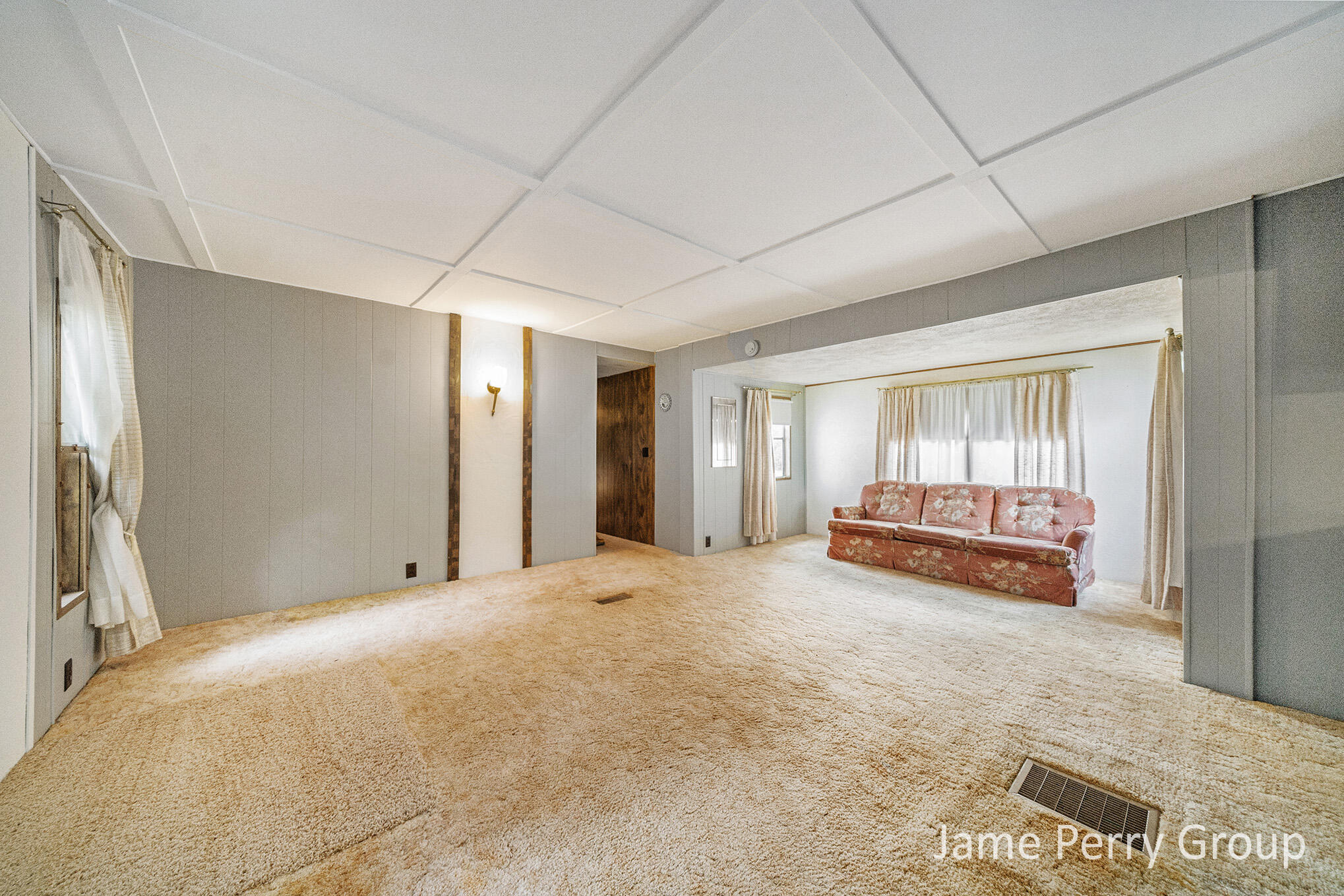 3045 South Staines Road Sheridan, MI 48884 - Photo 4 of 15 220720_NDP-09856