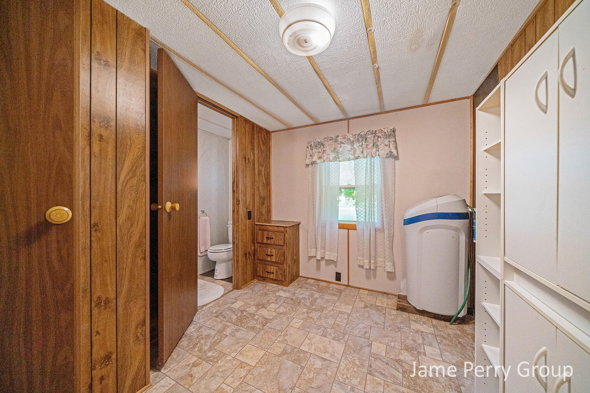 3045 South Staines Road Sheridan, MI 48884 - Photo 10 of 15 220720_NDP-09864
