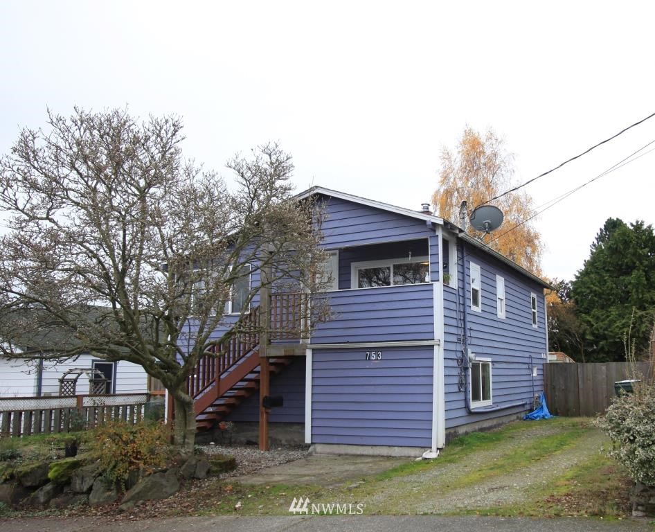 753 North 88th Street Seattle, WA 98103 - Photo 1 of 11 Gallery Image 1