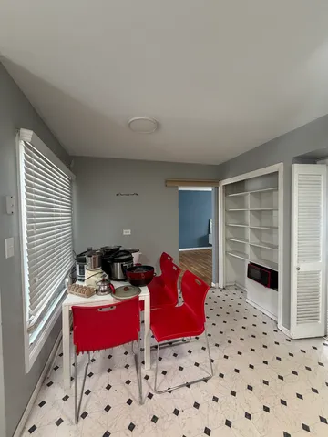 $515,000 | 1200 Glen Lane, Hoffman Estates, IL 60169