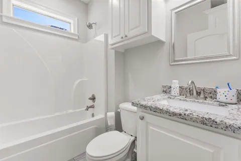 $250,000 | 8138 Kelsey Lane, Iowa, LA 70647