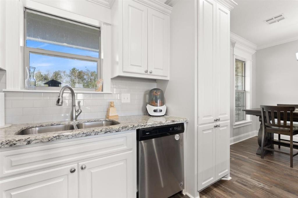 8138 Kelsey Lane Iowa, LA 70647 - Photo 6 of 24