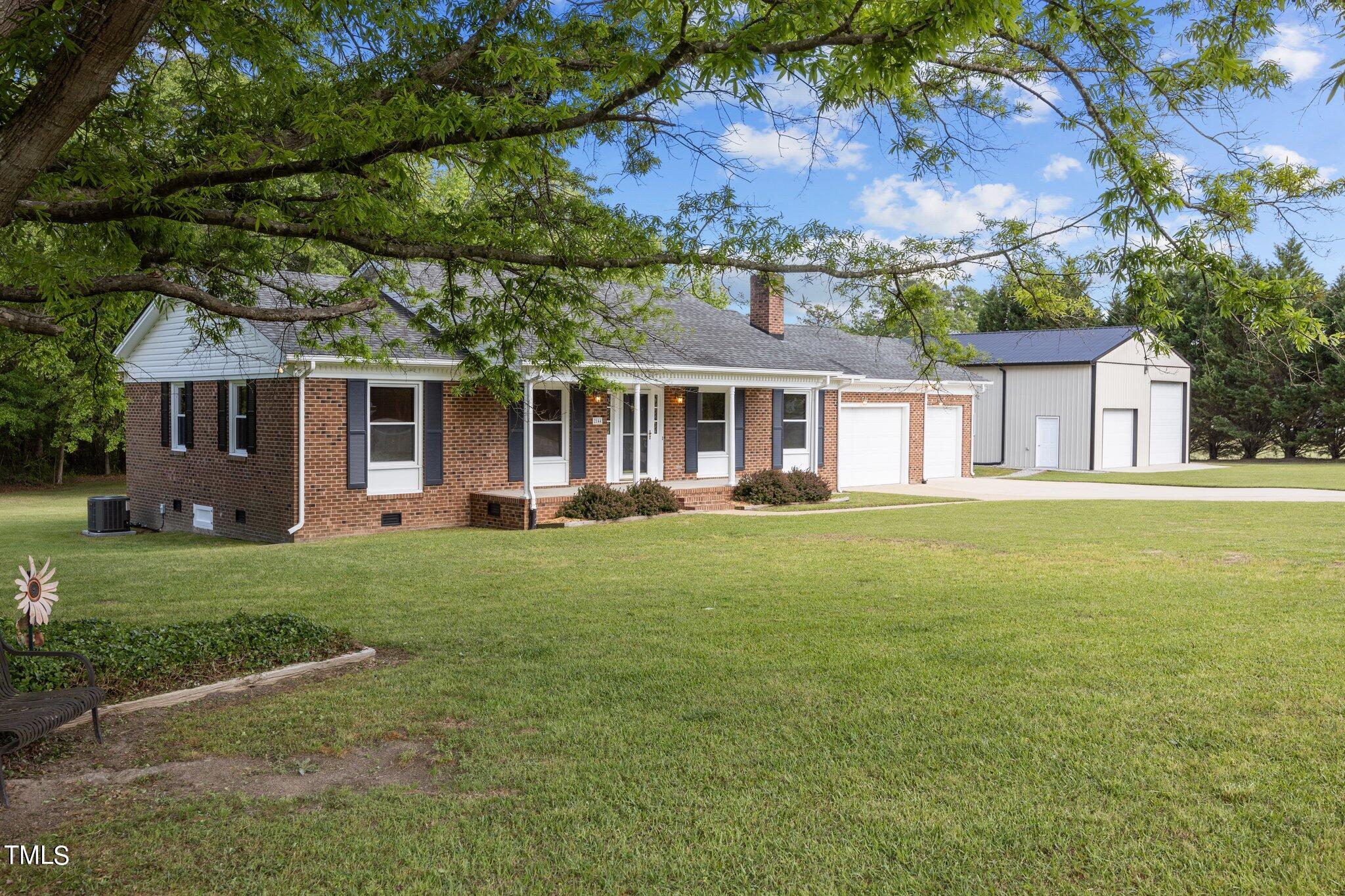 2144 Cooper Branch Road Clayton, NC 27520 - Photo 4 of 48 2-web-or-mls-470A4238