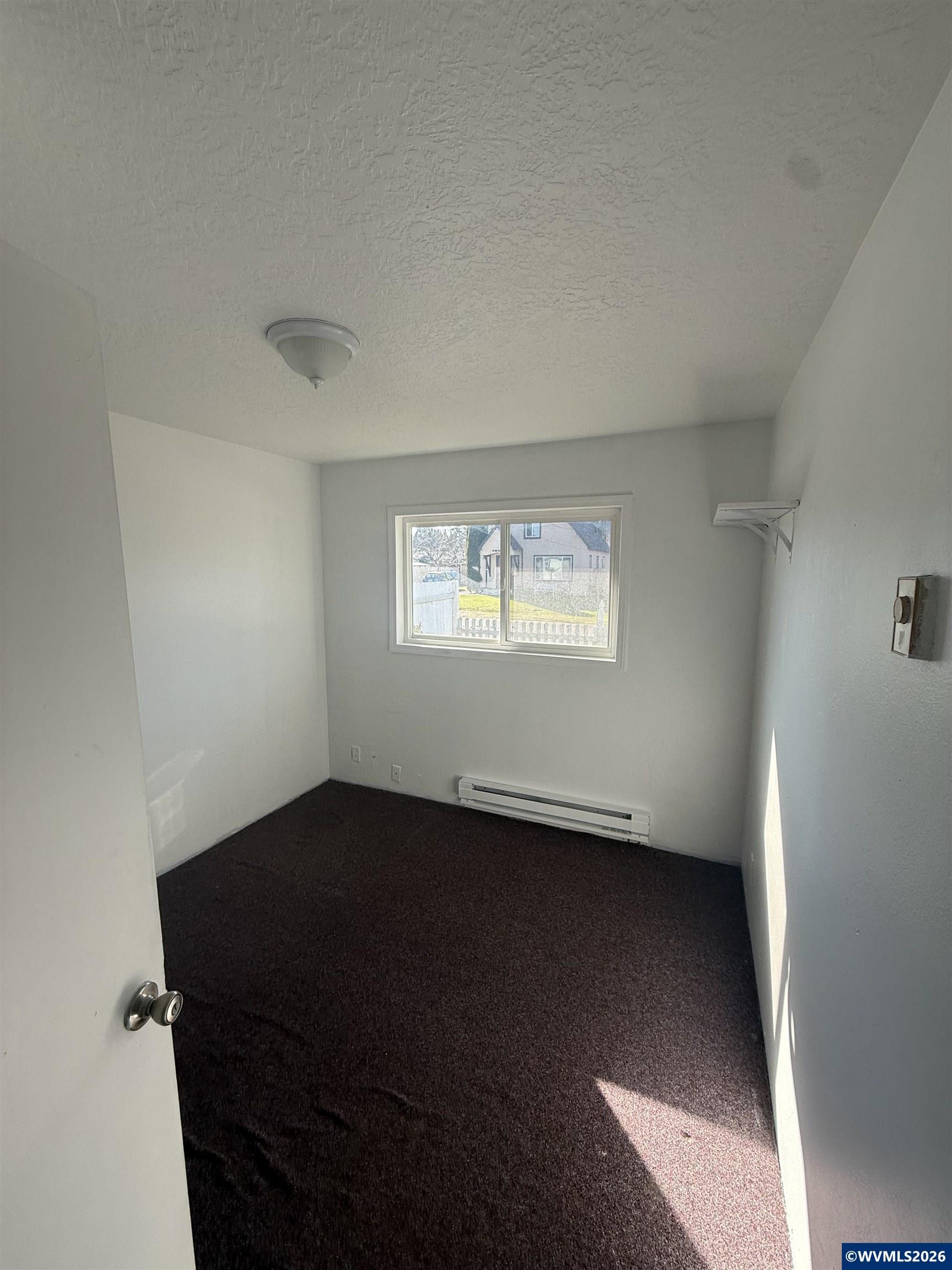 4370 Gary Street Northeast Keizer, OR 97303 - Photo 11 of 48