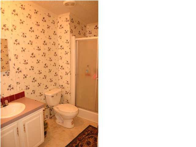 694 Watson Road Freeport, FL 32439 - Photo 12 of 15 Gallery Image 12